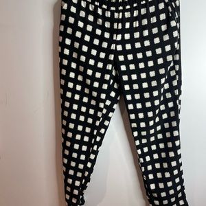 Chicos Denim Ankle Pants Womens Size 0 Black & White